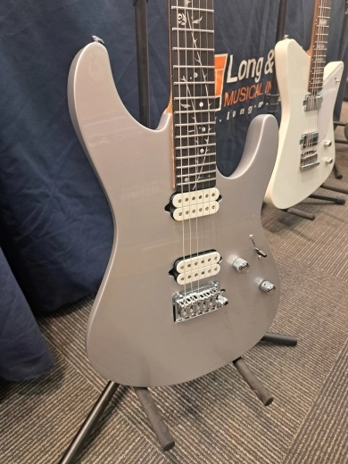 Ibanez Tim Henson 2